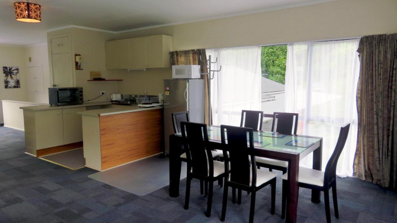 Riverside Accommodation Karangahake Екстериор снимка