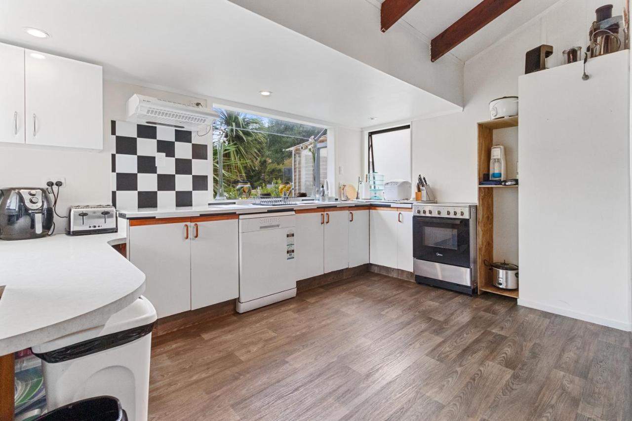 Riverside Accommodation Karangahake Екстериор снимка