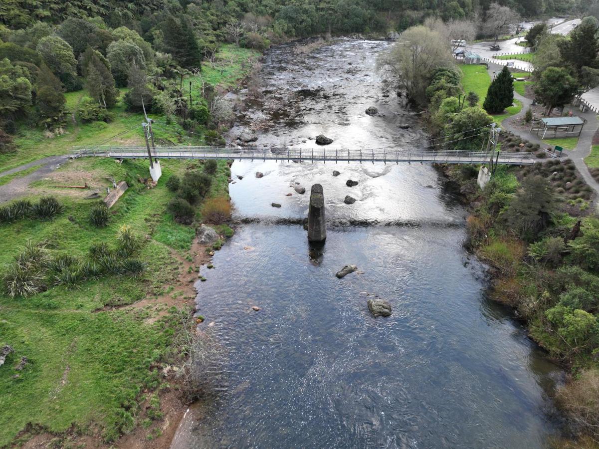 Riverside Accommodation Karangahake Екстериор снимка