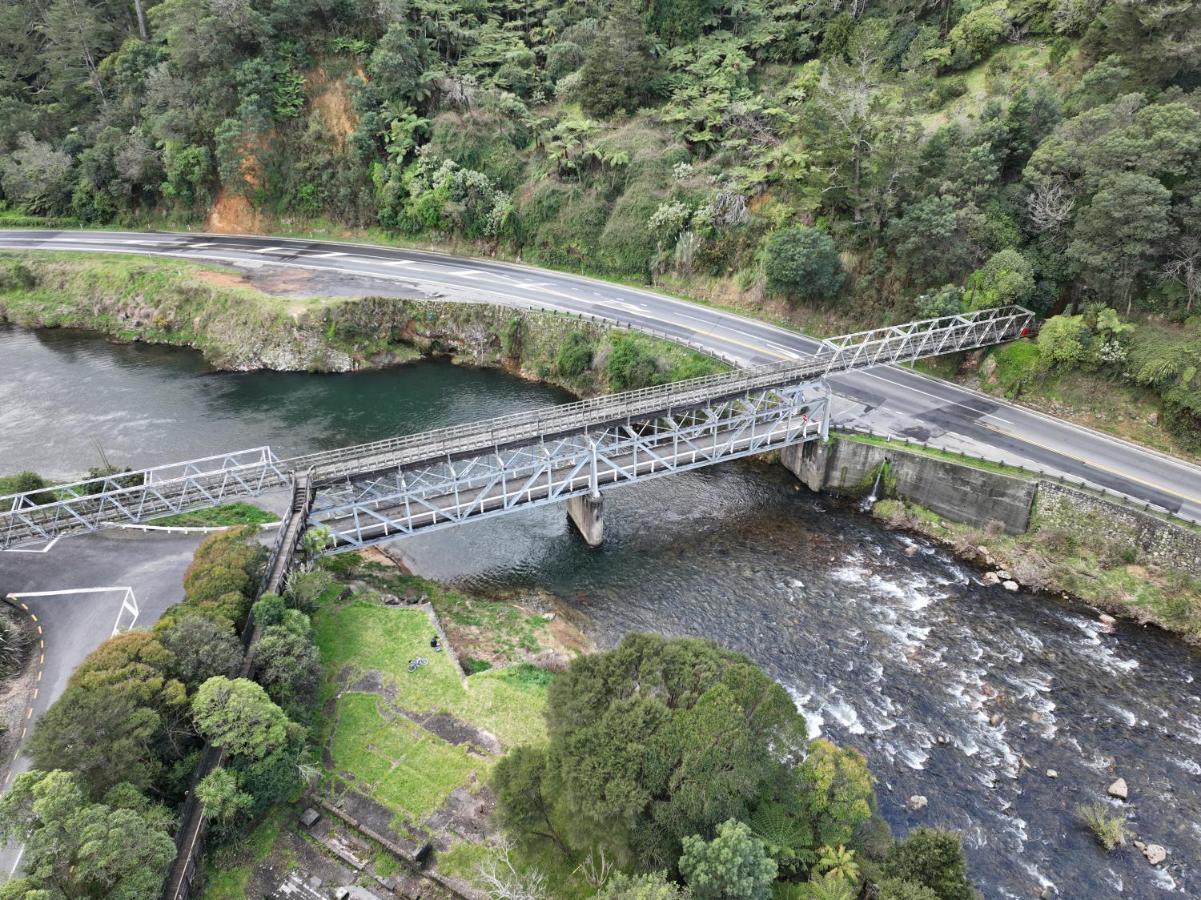 Riverside Accommodation Karangahake Екстериор снимка