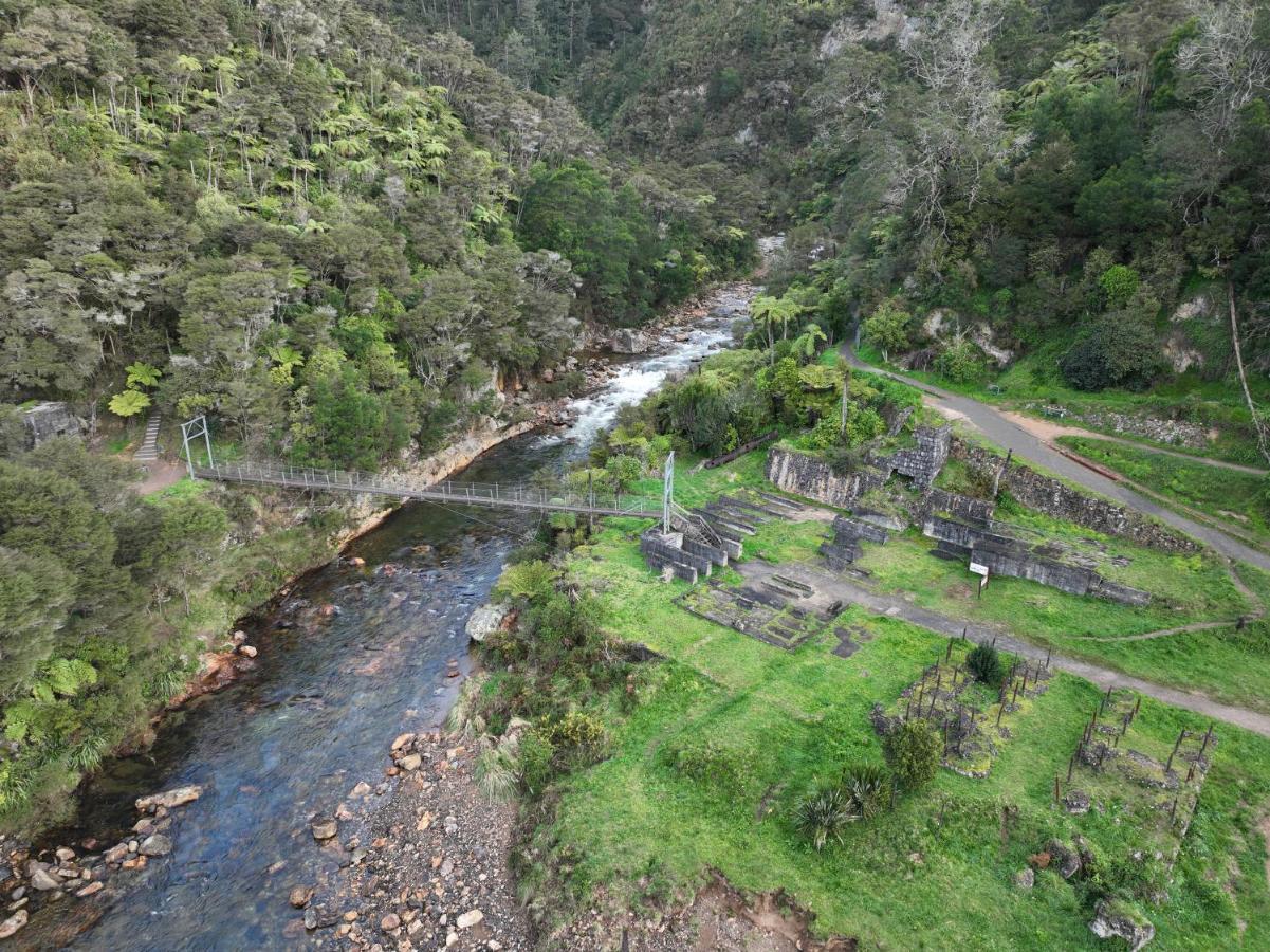 Riverside Accommodation Karangahake Екстериор снимка