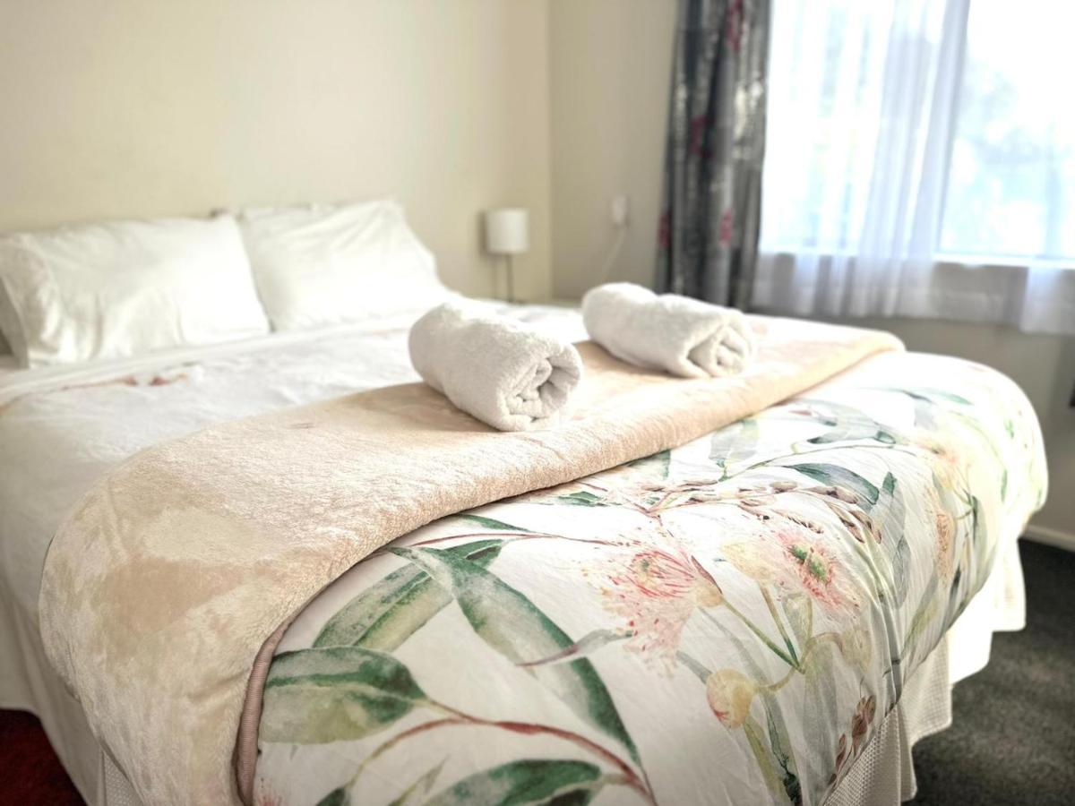 Riverside Accommodation Karangahake Екстериор снимка